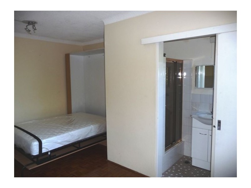 Unit 8/ 6A Bank Street, Meadowbank NSW 2114