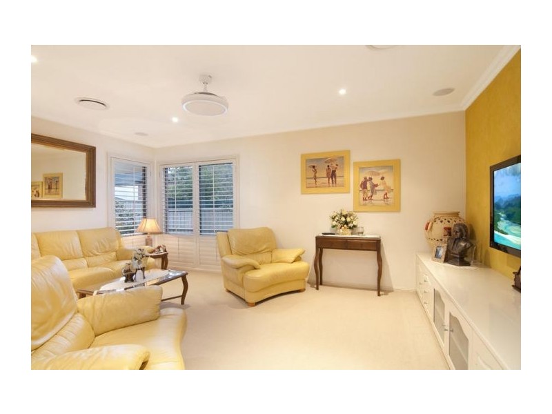 6 Fox Pl, Beaumont Hills NSW 2155