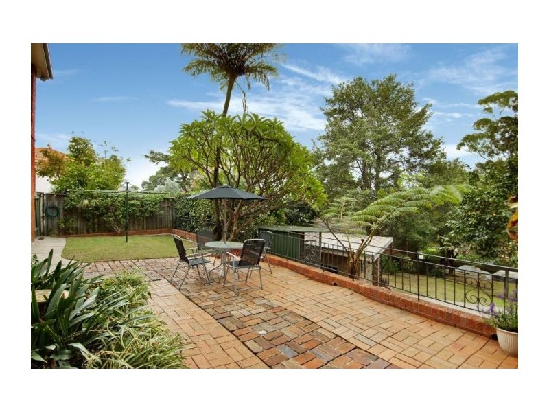 86  Bellevue Av, Denistone NSW 2114