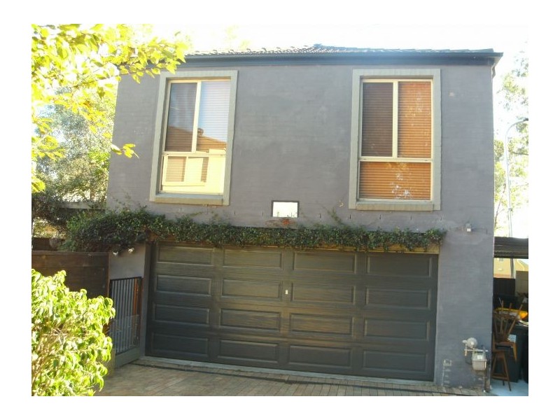 9 Macks Glen, Beaumont Hills NSW 2155