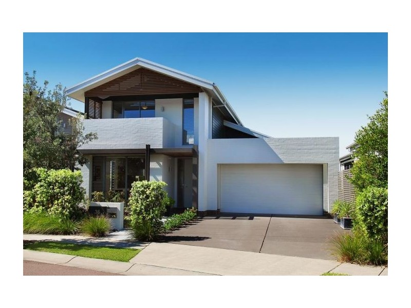 36 Pebble Beach Avenue, Magenta NSW 2261