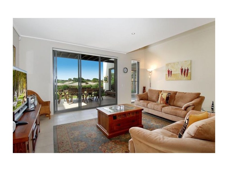 36 Pebble Beach Avenue, Magenta NSW 2261