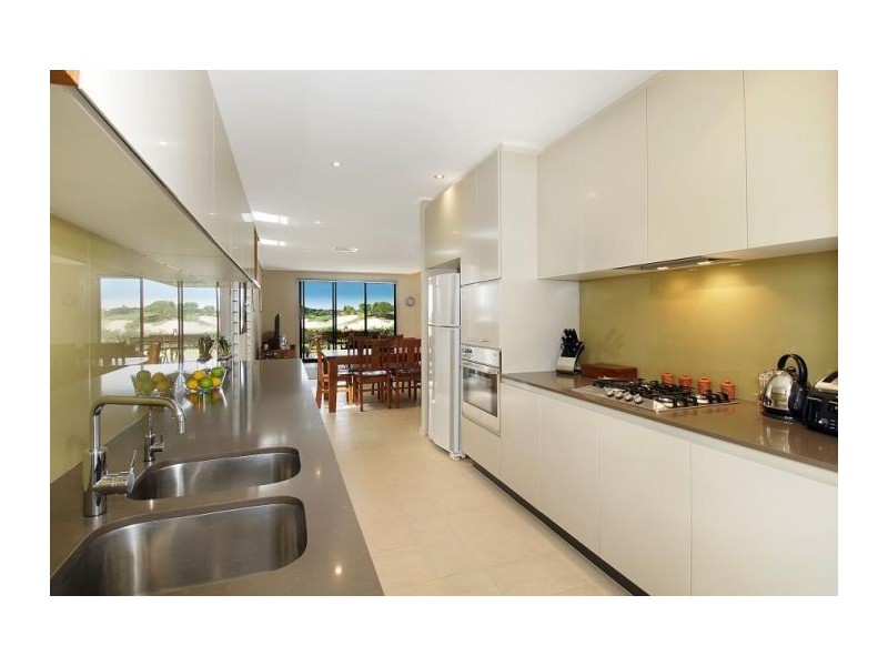 36 Pebble Beach Avenue, Magenta NSW 2261