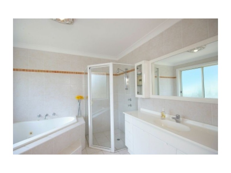 17a Gaiwood Place, Castle Hill NSW 2154