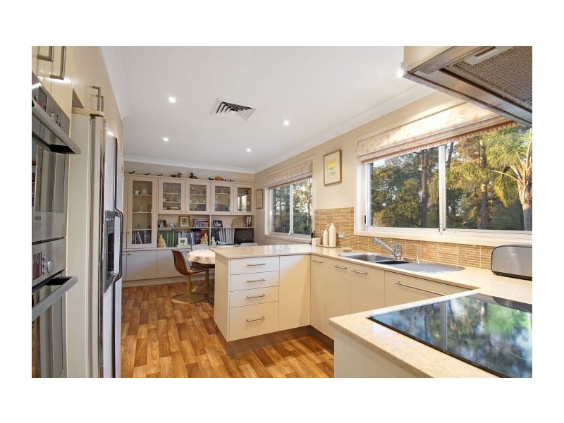 6 Penrose Avenue, Cherrybrook NSW 2126