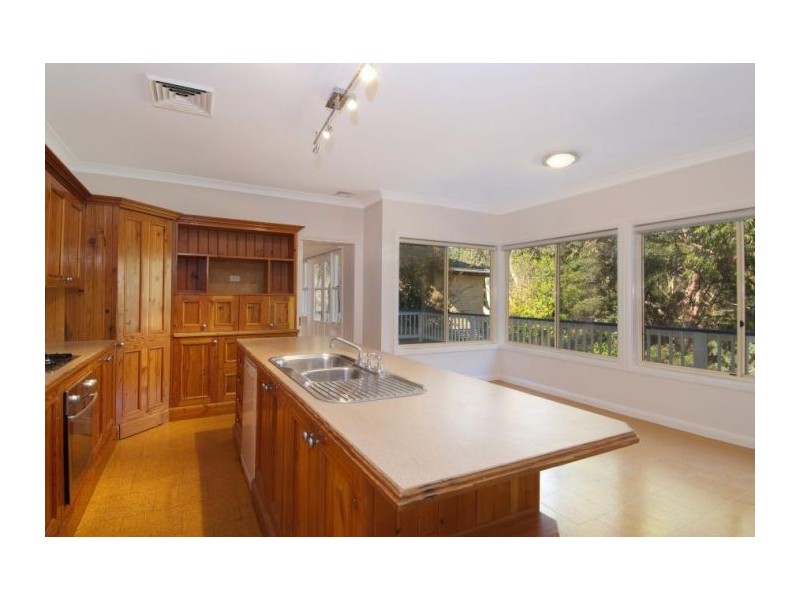 13 Blaxland Place, Glenhaven NSW 2156