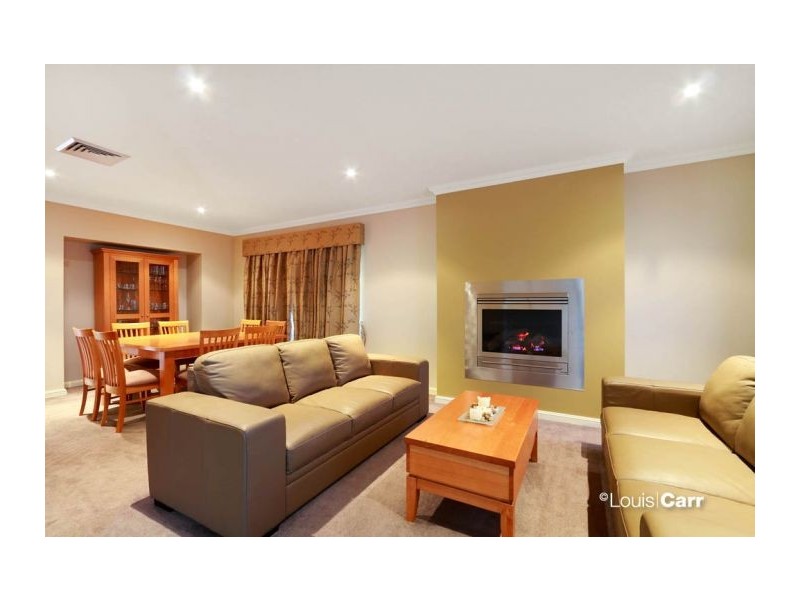 1 Honeyeater Crescent, Beaumont Hills NSW 2155