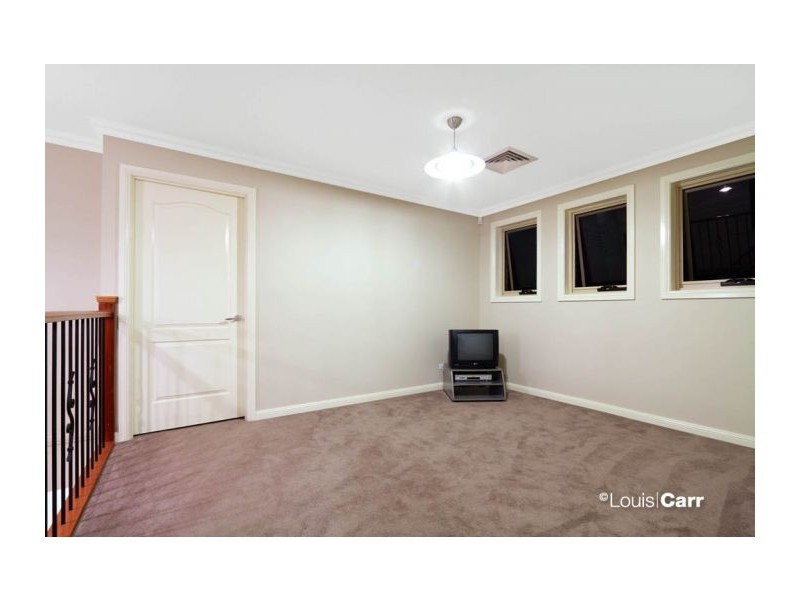 1 Honeyeater Crescent, Beaumont Hills NSW 2155