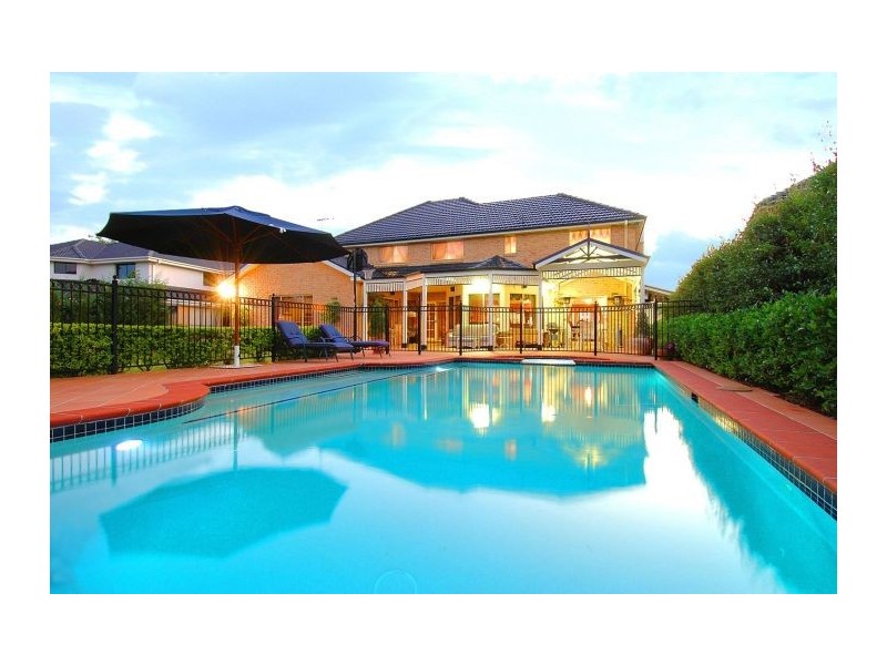 4 Huntingdale Circle, Castle Hill NSW 2154