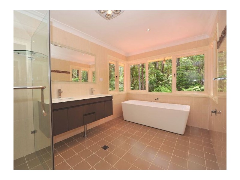 9 Corella Crt, West Pennant Hills NSW 2125