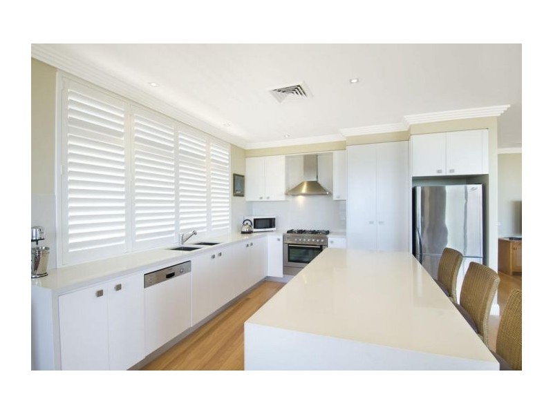 12/2 The Esplanade, Terrigal NSW 2260