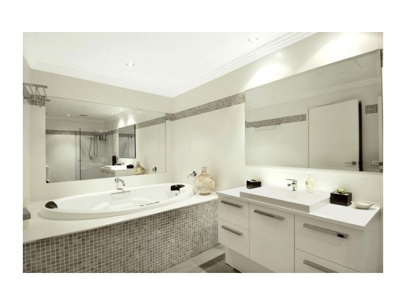 12/2 The Esplanade, Terrigal NSW 2260