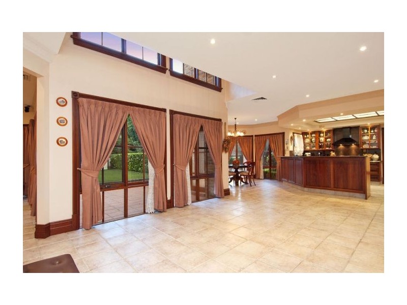 9 Avonleigh Way, West Pennant Hills NSW 2125