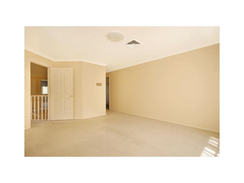 2 Golders Green Way, Glenhaven NSW 2156