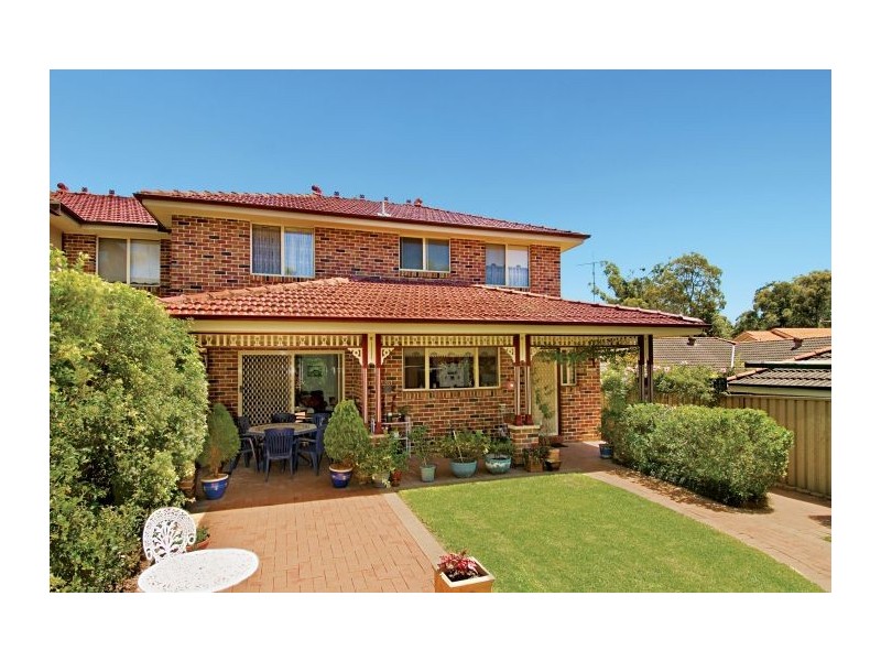 1/9 Strathcarron Ave, Castle Hill NSW 2154