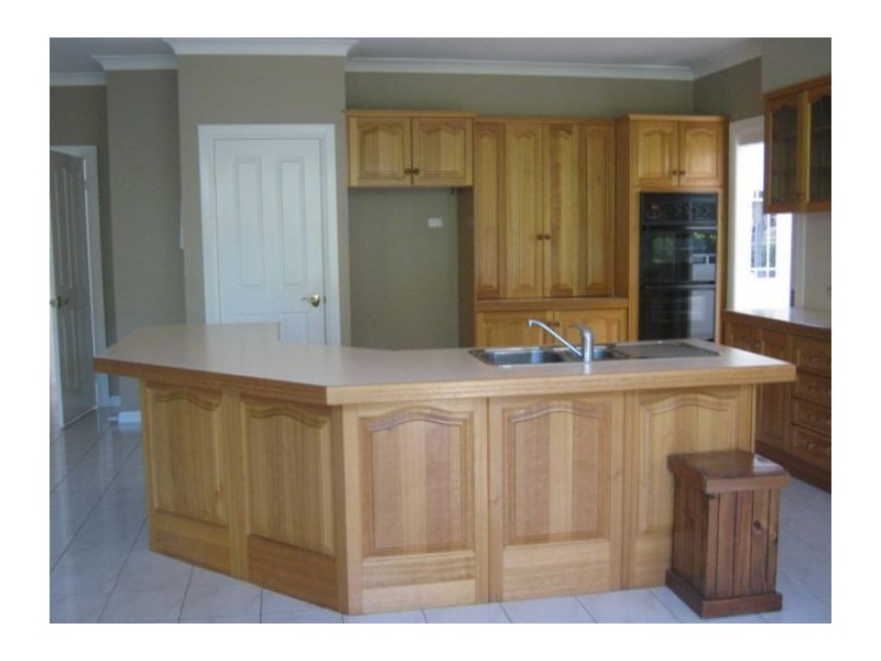 8 Yanigan Place, West Pennant Hills NSW 2125