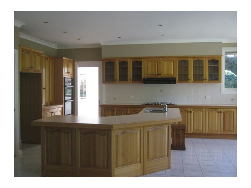 8 Yanigan Place, West Pennant Hills NSW 2125