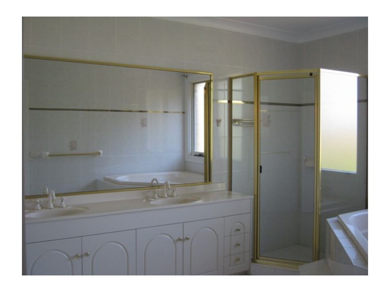 8 Yanigan Place, West Pennant Hills NSW 2125