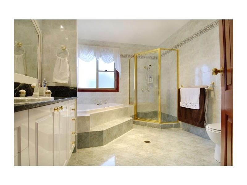 26 Larissa Avenue, West Pennant Hills NSW 2125