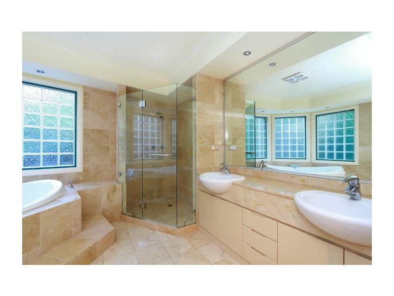 9 Bron Close, West Pennant Hills NSW 2125