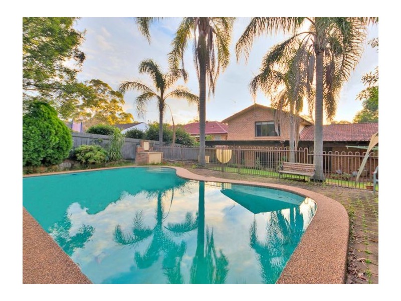 40 Edward Bennet Dr, Cherrybrook NSW 2126