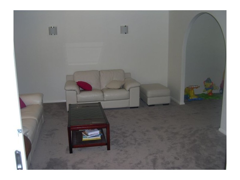 40 Edward Bennet Dr, Cherrybrook NSW 2126