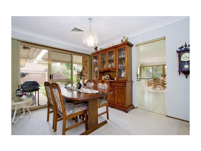 9 Battlement Cr, Castle Hill NSW 2154