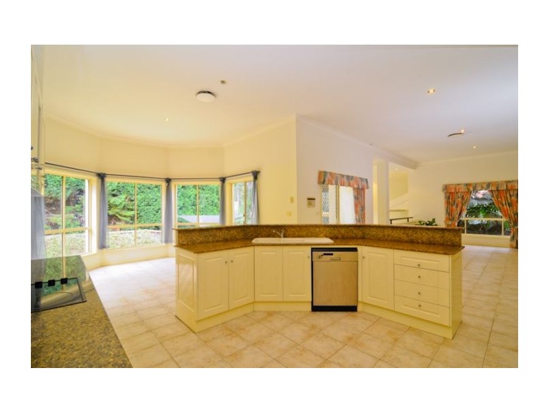 12 Lyndhurst Court, West Pennant Hills NSW 2125