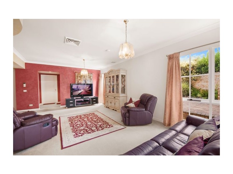 13 Lynwood Place, Castle Hill NSW 2154
