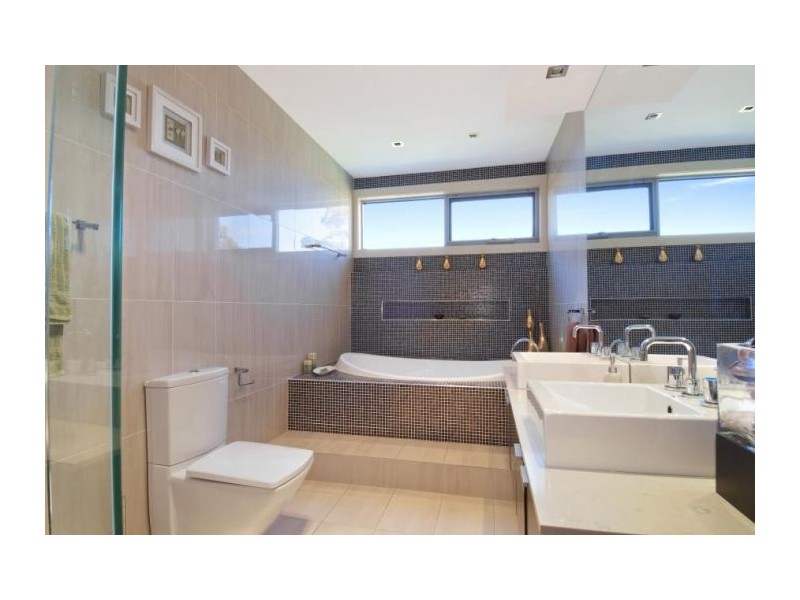 32 Brae Place, Castle Hill NSW 2154