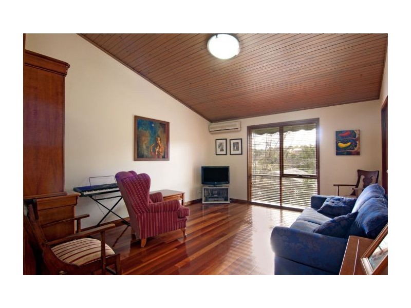 27 Delaney Dr, Baulkham Hills NSW 2153