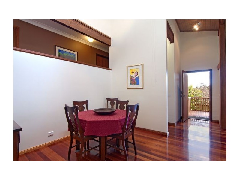 27 Delaney Dr, Baulkham Hills NSW 2153