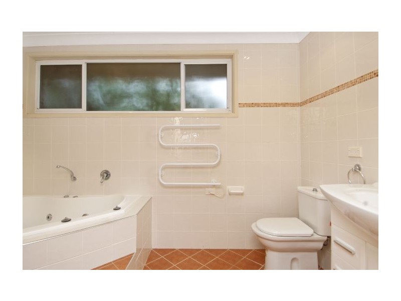 11 Maralinga Place, West Pennant Hills NSW 2125