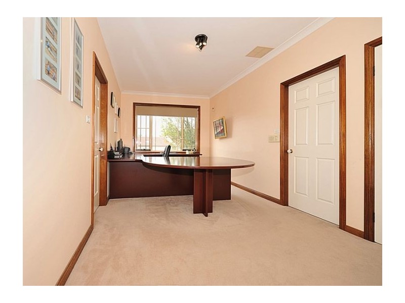 5 Amelia Godbee Ave, Glenhaven NSW 2156