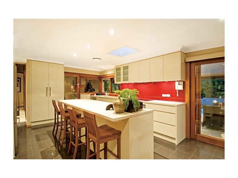 3 Nanette Place, Castle Hill NSW 2154