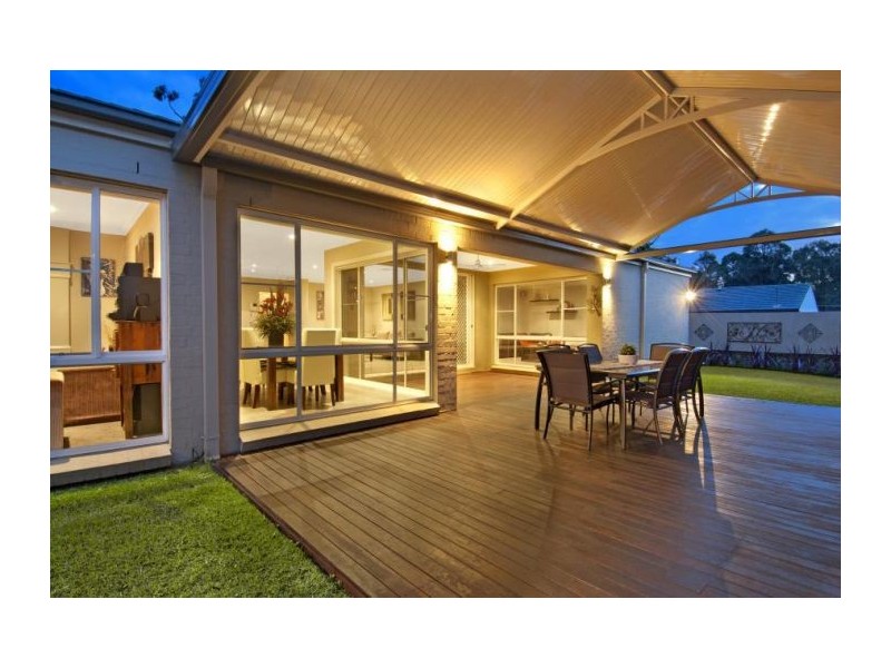 13 Honeyeater Crescent, Beaumont Hills NSW 2155