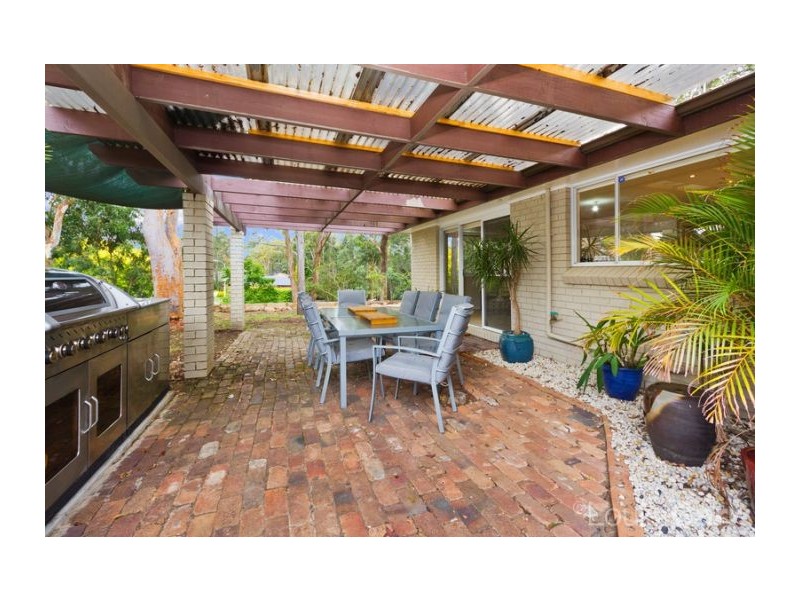 1 Macquarie Dr, Cherrybrook NSW 2126