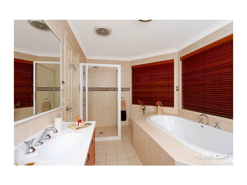 25 Macquarie Avenue, Kellyville NSW 2155