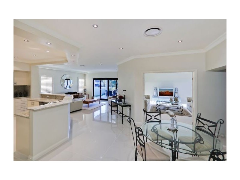 128 Gooraway Drive, Castle Hill NSW 2154