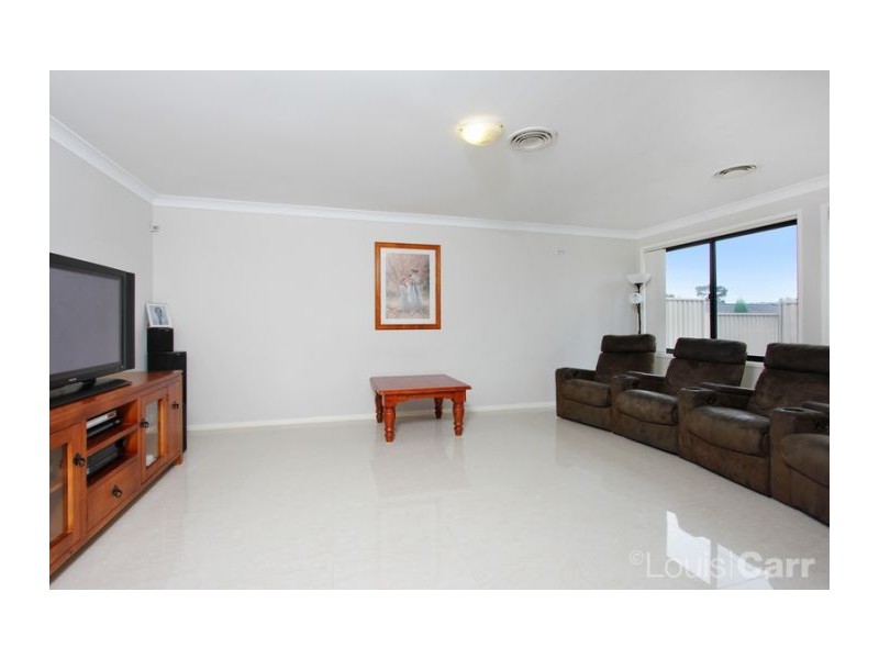 43 Rebellion Circuit, Beaumont Hills NSW 2155