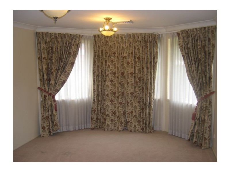 3 Mowbray Cl, Castle Hill NSW 2154