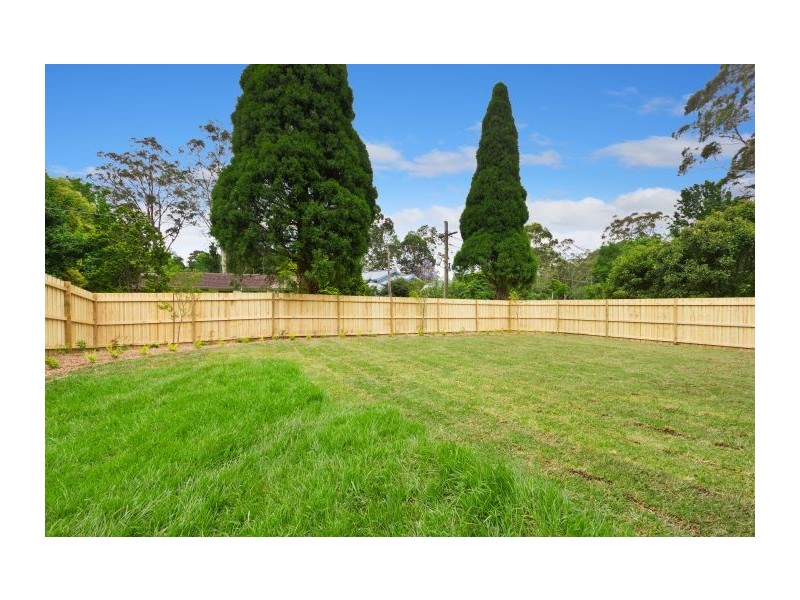 16 John Savage Cres, West Pennant Hills NSW 2125