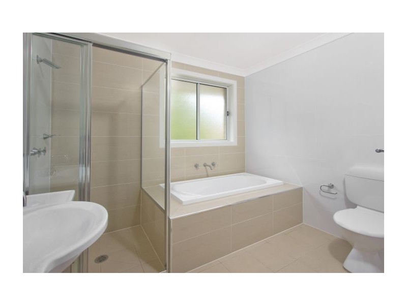 16 John Savage Cres, West Pennant Hills NSW 2125