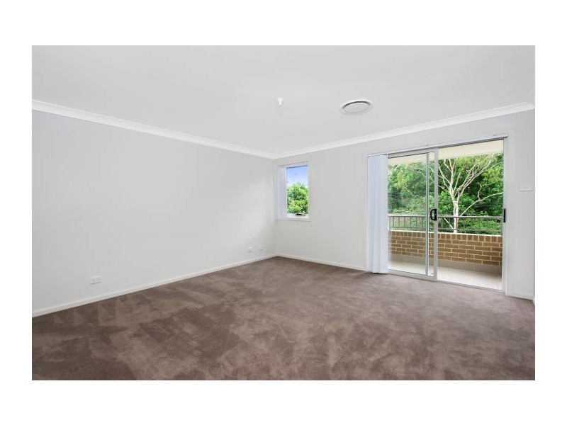 16 John Savage Cres, West Pennant Hills NSW 2125