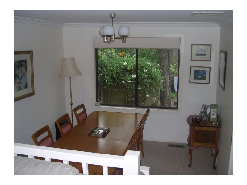 24 Francis Greenway Dr, Cherrybrook NSW 2126