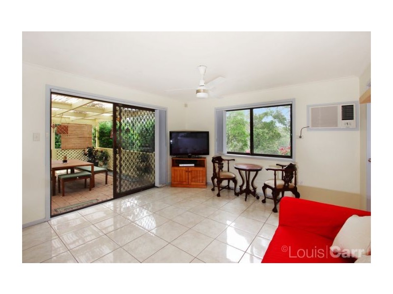 33 Wisteria Cres, Cherrybrook NSW 2126