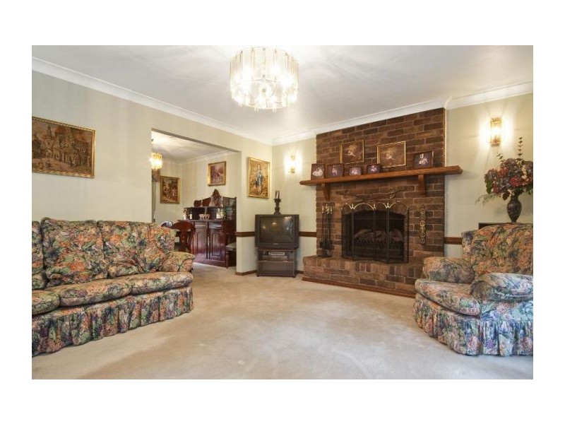 96 Oratava Av., West Pennant Hills NSW 2125