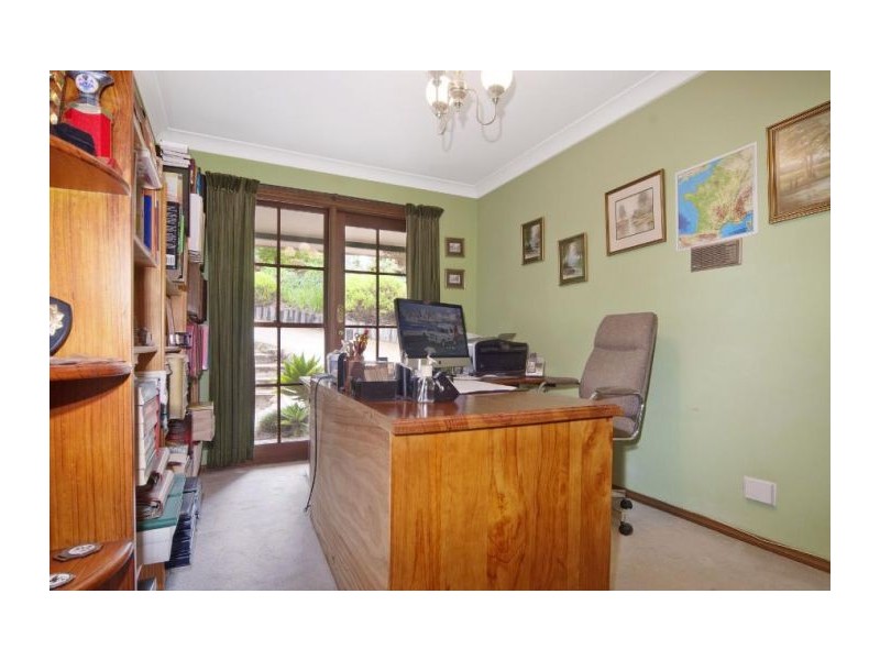96 Oratava Av., West Pennant Hills NSW 2125