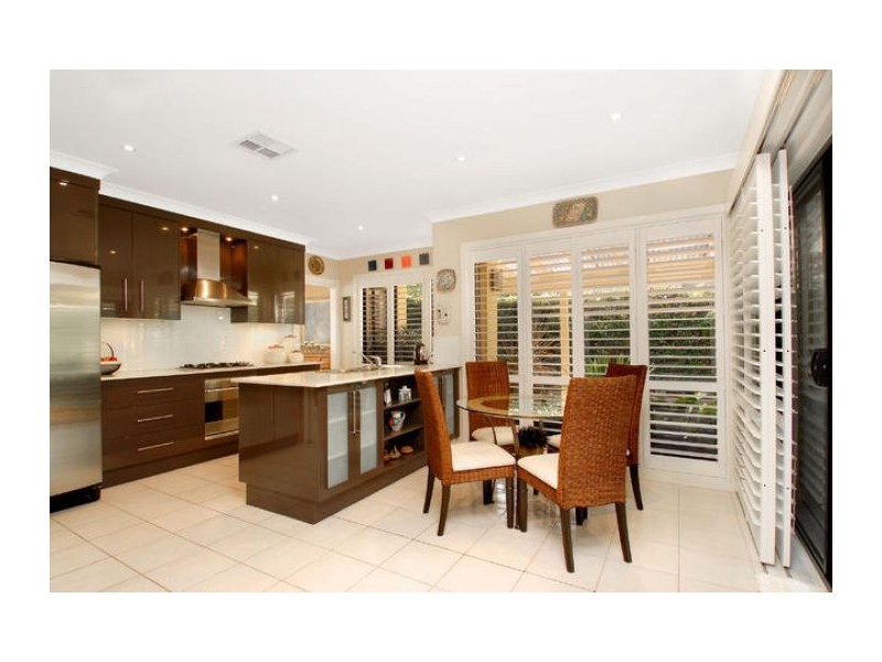 16 Oliver Wy, Cherrybrook NSW 2126