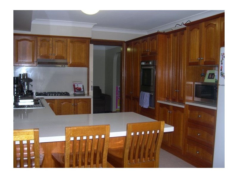 11 Mensa Pl, Castle Hill NSW 2154